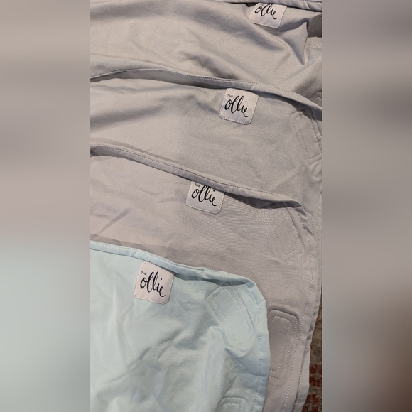 Ollie Swaddles - excellent used condition - Picture 2 of 2